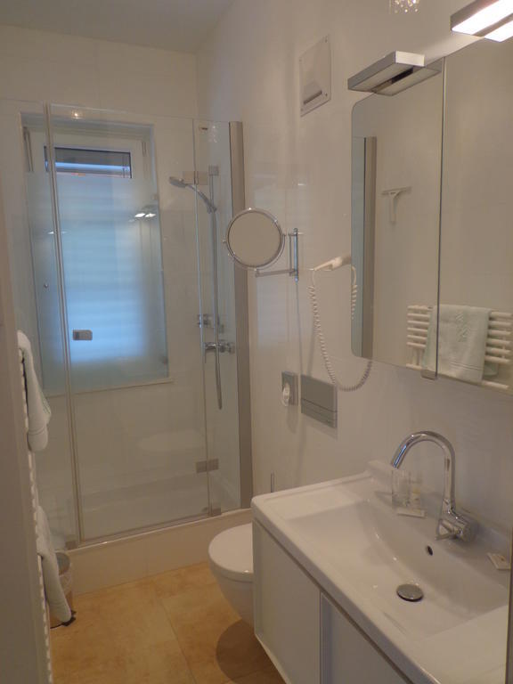 Hans Mauracher Schlössl Graz Zimmer foto